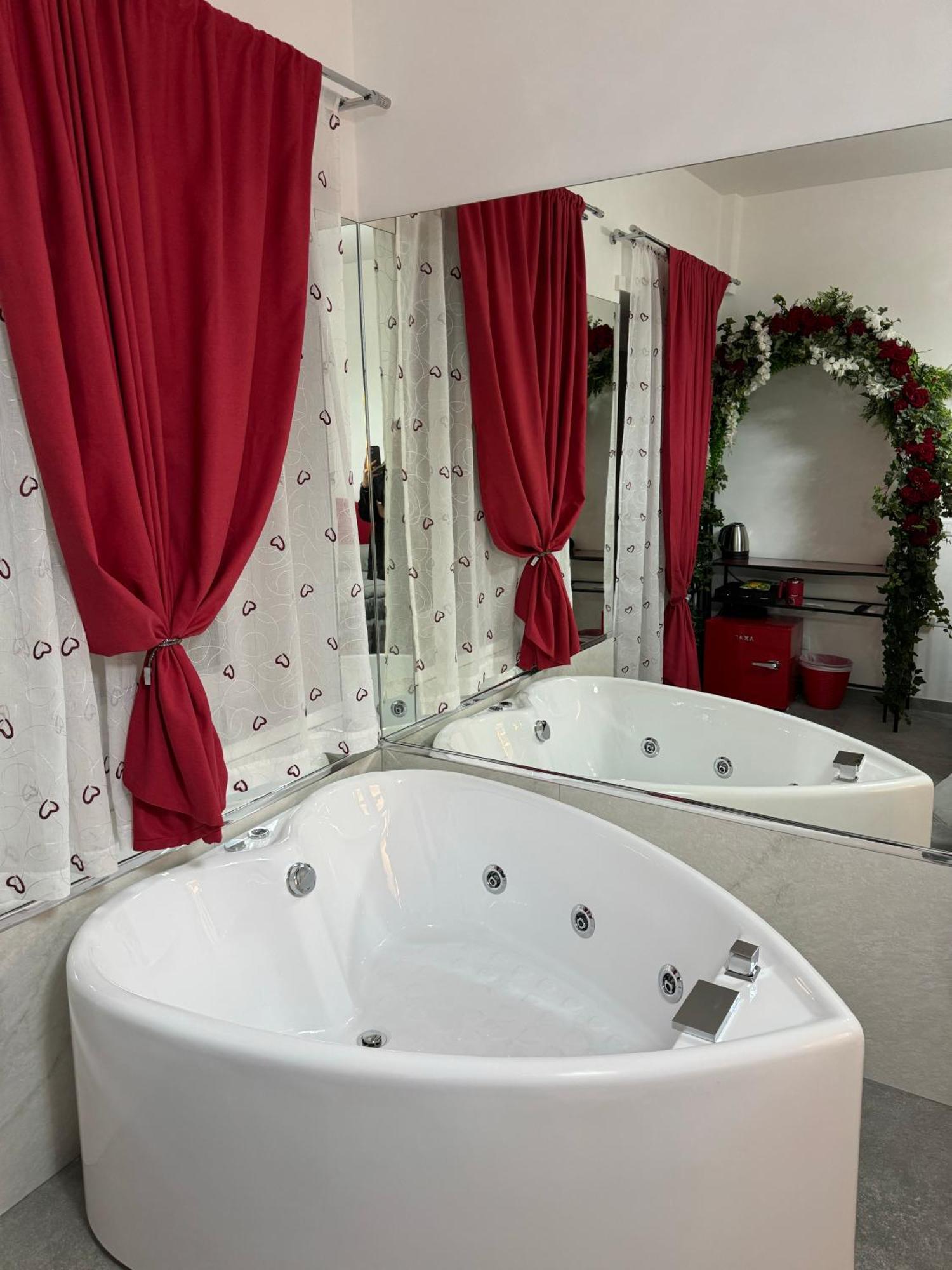 Jacuzzi Rooms Vatican Museum Рим Экстерьер фото