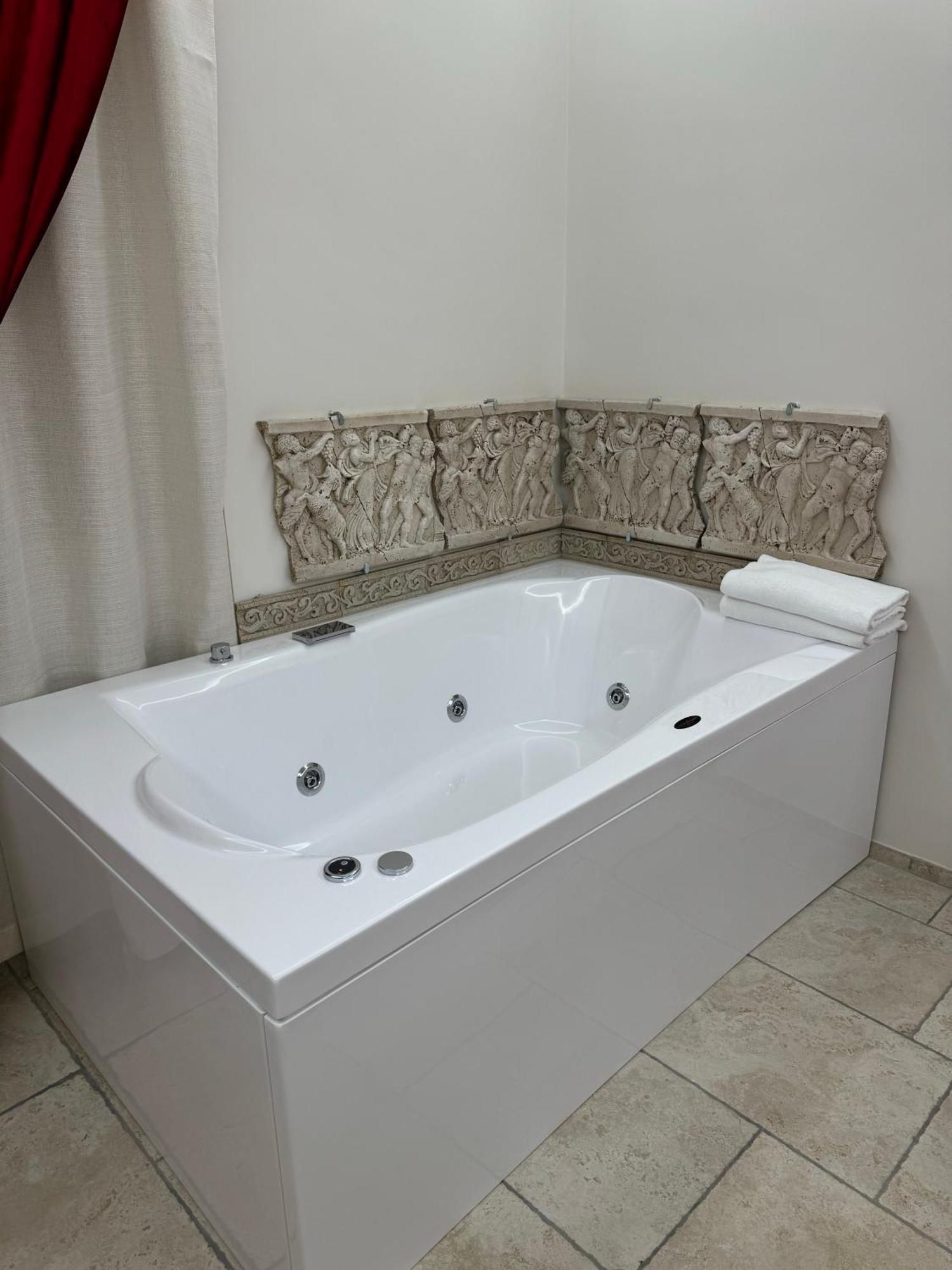 Jacuzzi Rooms Vatican Museum Рим Экстерьер фото